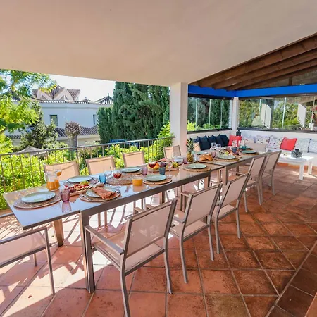 10 Luxe By Lirios Village * Marbella