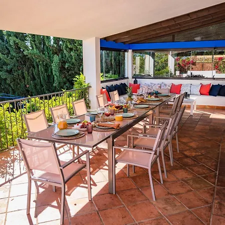 10 Luxe By Lirios Village Marbella