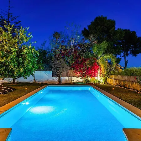 10 Luxe By Lirios Village Marbella